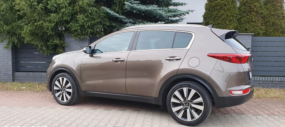 Kia Sportage cena 69900 przebieg: 115700, rok produkcji 2016 z Leszno małe 379